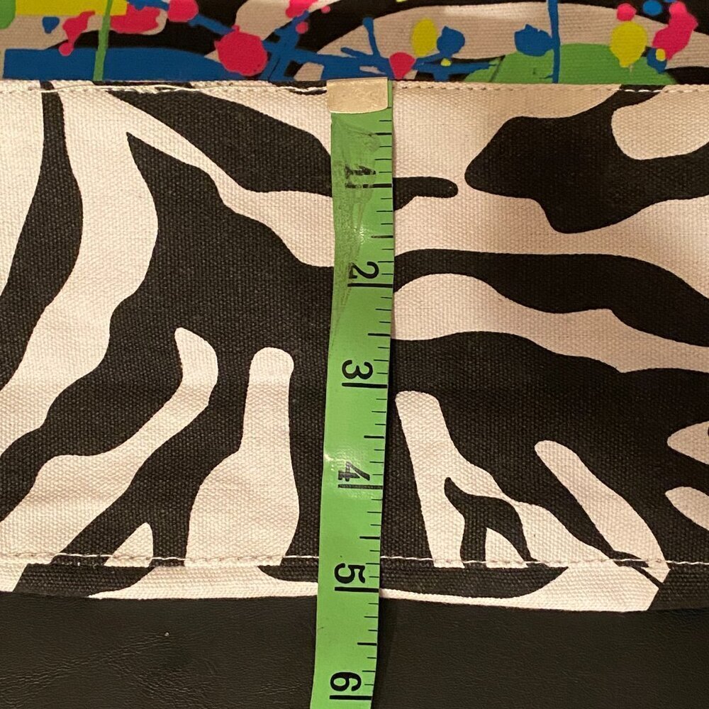 ONE DC I Heart DC Boho Shoulder Tote Bag Zebra Stripes Pink Lining Roomy - Picture 10 of 10